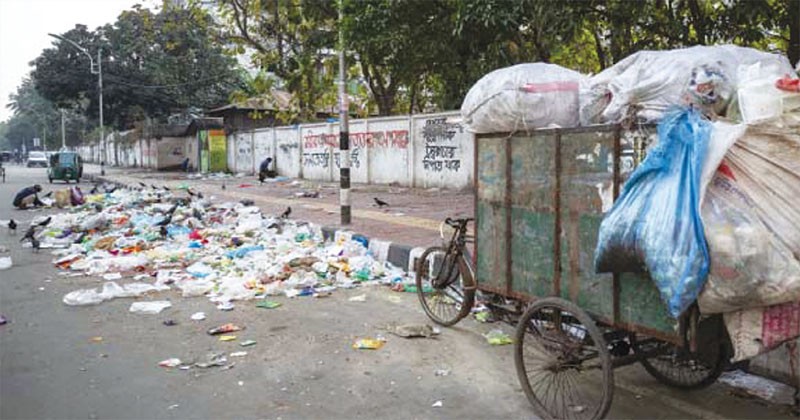 ঢাকা এখন অভিশপ্ত নগরী